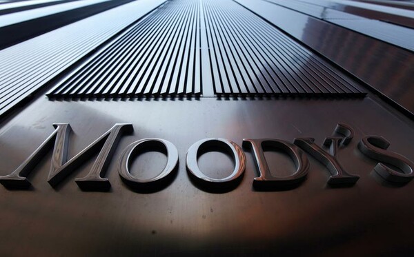 Η Moody's αναβάθμισε την Eλλάδα