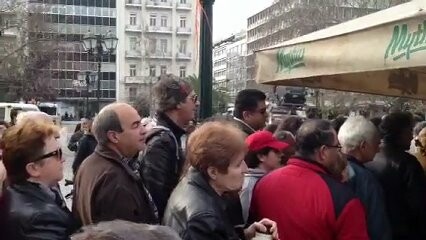 Μοίρασαν δωρεάν λαχανικά στο Σύνταγμα