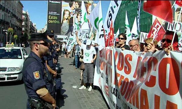 «Rajoy σε αγαπώ, Rajoy σε λατρεύω, έχω το πορτρέτο σου στην τουαλέτα»