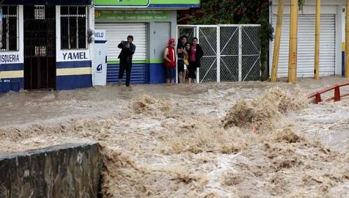 24 φωτογραφίες από την τροπική καταστροφή στο Μεξικό