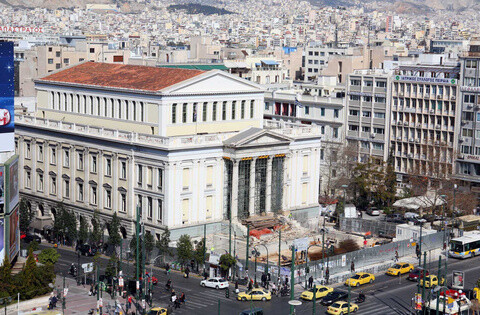 Κάτω στον Πειραιά