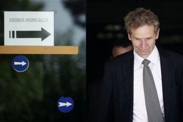 Die Presse: Ο Ξηρός θα μπορούσε να στοχεύσει την Τρόικα