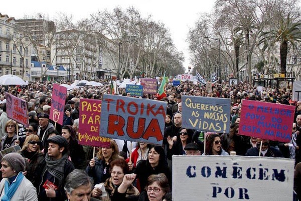 Στην Πορτογαλία έγινε κίνημα: «Να γ@μ@θεί η Τρόικα»