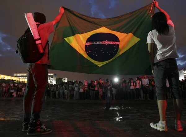 Βραζιλία: Οι διαδηλώσεις έκαναν την κυβέρνηση να πάρει πίσω τις αυξήσεις