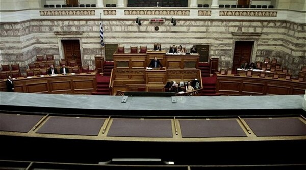 Νέα χρηματοδότηση στα κόμματα με 7 εκ. ευρώ