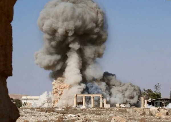 Έτσι κατέστρεψε ο ISIS τον ναό της Παλμύρας