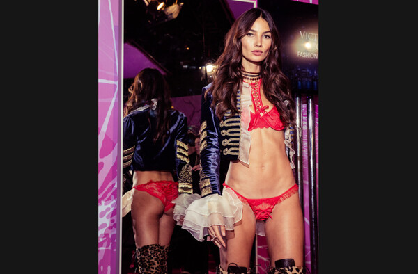 Victoria's Secret 2015 - Η διασημότερη και πιο sexy πασαρέλα του πλανήτη