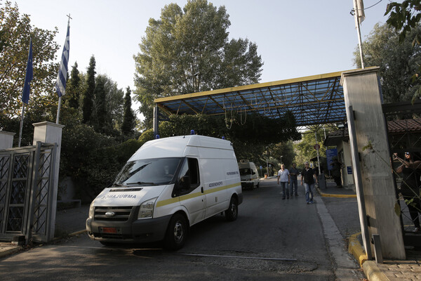 Πώς συνέβη η τραγωδία στο Δαφνί - 30 αναφορές στο Υπουργείο για τον επικίνδυνο τρόφιμο που φέρεται να έβαλε τη φωτιά