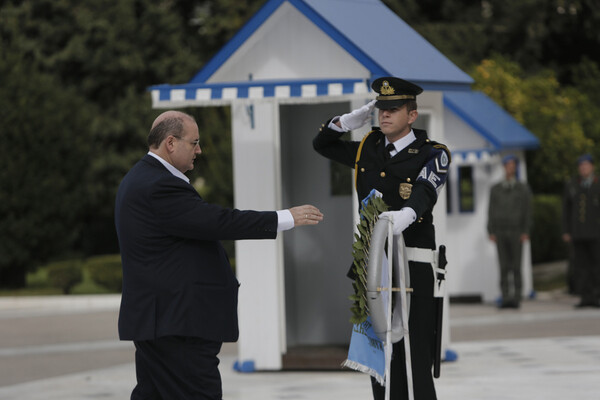 Ποιοι πολιτικοί πήγαν στην παρέλαση της Αθήνας