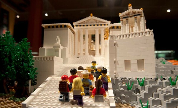 Μια Ακρόπολη από 120.000 Lego παρουσιάζεται για πρώτη φορά στο Μουσείο Ακρόπολης