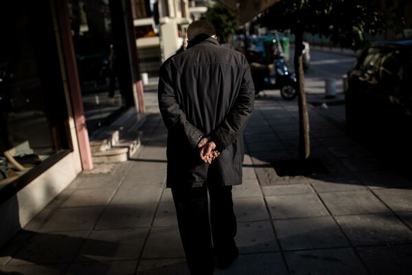 FT: Οι συντάξεις στην Ελλάδα καθυστέρησαν γιατί δεν υπήρχαν χρήματα