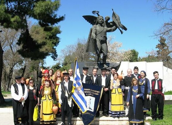 Μπουτάρης εναντίον ακαλαίσθητων αγαλμάτων