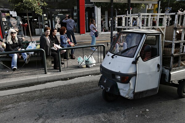 14 φωτογραφίες απ' την επίσημη μετονομασία δρόμου σε Οδό Παύλου Φύσσα