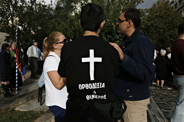 Πώς κατέληξαν Στρατός και Εκκλησία να είναι τα υπερόπλα του ΣΥΡΙΖΑ