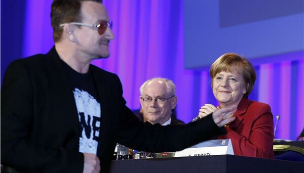 Bono: «Η Τρόικα μας πήδ…ξε αλλά τα καταφέραμε"