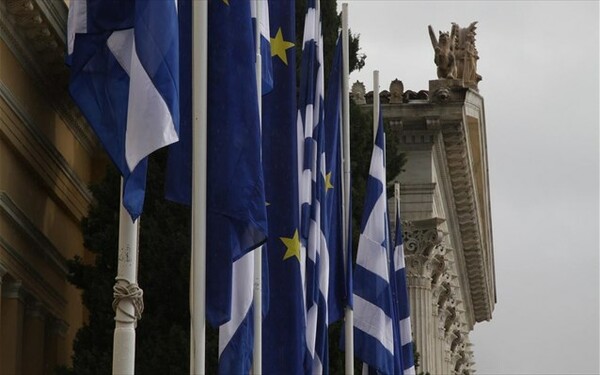 Eurostat: Ύφεση 0,5% στην Ελλάδα