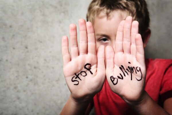 Όσο μεγαλύτερα τα παιδιά, τόσο πιο έντονο το bullying στο σχολικό περιβάλλον
