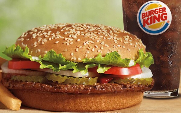 Έρχεται στην Ελλάδα ο "Βασιλιάς" των burger