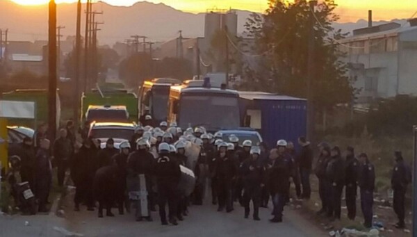 Δακρυγόνα και ΜΑΤ σε απεργούς εργαζόμενους στα Ιωάννινα
