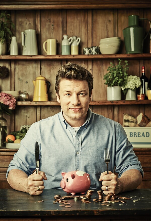 Μέσα στη μούχλα και στα περιττώματα το μαγαζί του Jamie Oliver