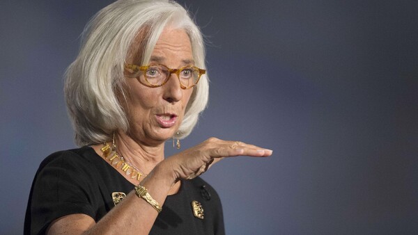 Lagarde: Χρειάζεται αναδιάρθρωση του ελληνικού χρέους