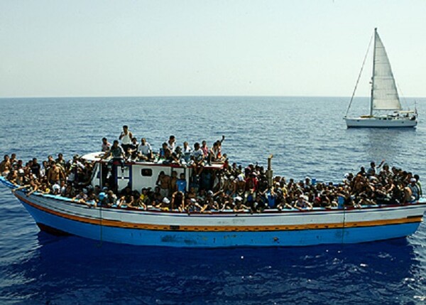 Ιταλία: 30 μετανάστες νεκροί