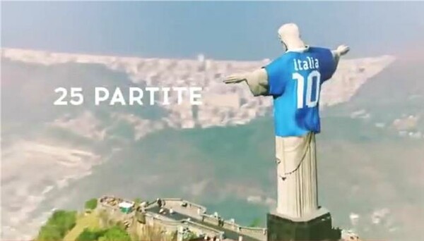 Έντυσαν τον Χριστό του Ρίο με φανέλα της Εθνικής Ιταλίας