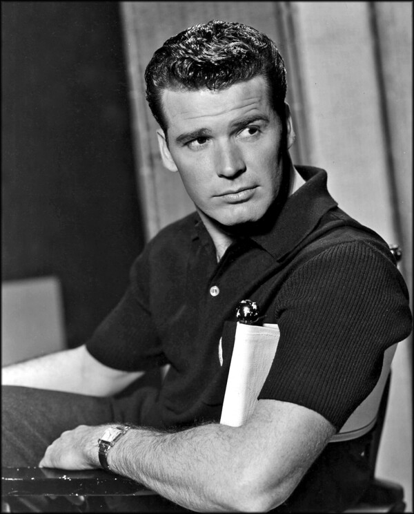 Πέθανε ο ηθοποιός James Garner