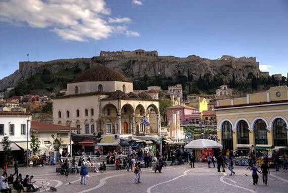 Με ήλιο αλλά και καταιγίδες φεύγει ο Ιούλιος