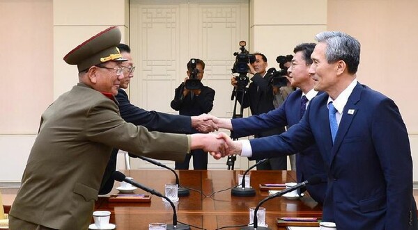 Λήξη συναγερμού για Νότια και Βόρεια Κορέα: Συμφώνησαν να τερματίσουν την ένταση