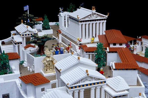 Μια Ακρόπολη από 120.000 Lego παρουσιάζεται για πρώτη φορά στο Μουσείο Ακρόπολης