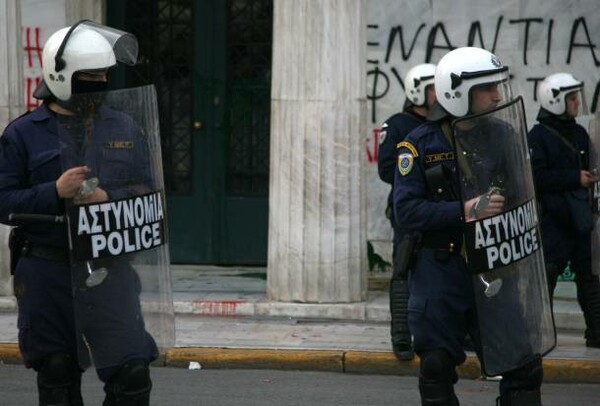 «Πεδίο μάχης» τα ξημερώματα το ΑΠΘ