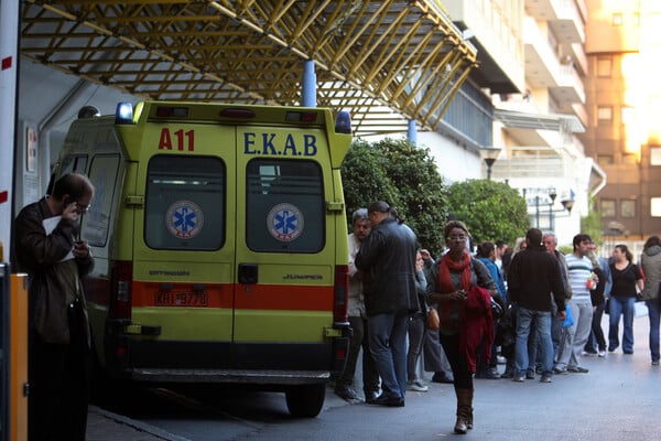 Απλήρωτοι υπάλληλοι, κενές θέσεις και τρομοκρατία στον Ευαγγελισμό