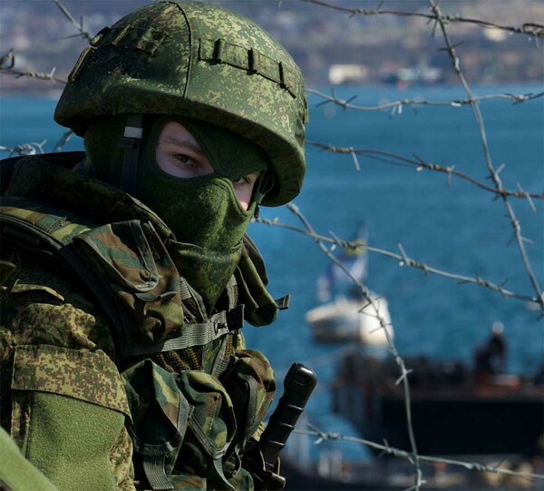 Ρώσοι κατέλαβαν βάση πυραύλων στη Σεβαστούπολη