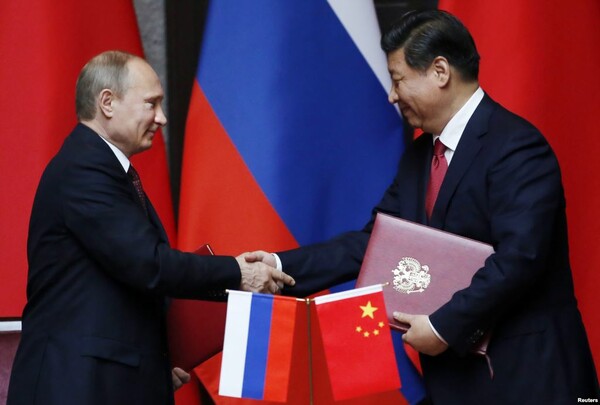 Υπεγράφη η συμφωνία μαμούθ Κίνας-Ρωσίας για το φυσικό αέριο