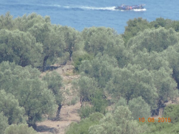 Αποκλειστικό:Τι πραγματικά συμβαίνει με τις βάρκες των προσφύγων στα ανοιχτά της Λέσβου