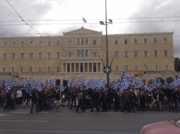 H συγκέντρωση της Χρυσής Αυγής στο Σύνταγμα (φωτορεπορτάζ)