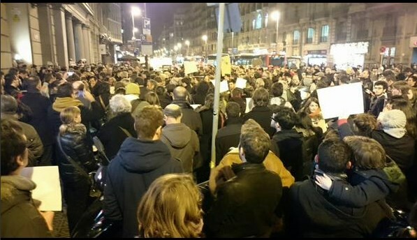 Η Ευρώπη διαδηλώνει για το Charlie Hebdo, φωνάζοντας «Δεν φοβόμαστε!»