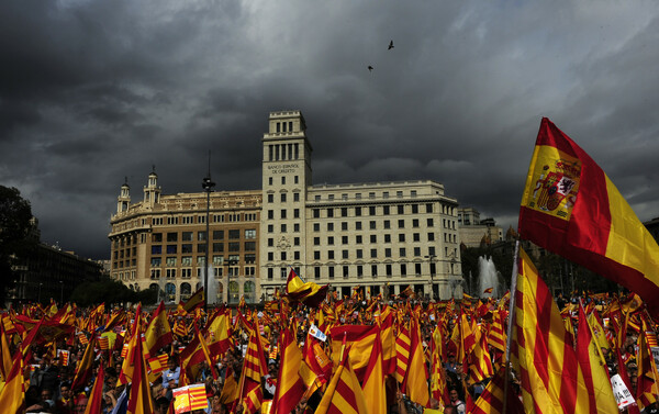Νέο ιστορικό ρεκόρ για το δημόσιο χρέος της Ισπανίας