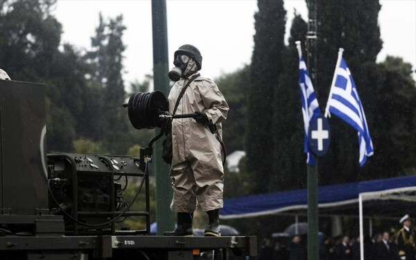 Κύκλωμα κανόνιζε «βυσματικές» μεταθέσεις στο στρατό