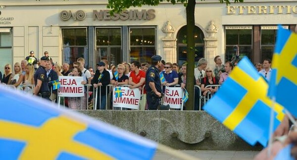 Σουηδία: Η ακροδεξιά για πρώτη φορά στην κορυφή, λόγω μεταναστών