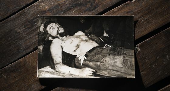 Φωτογραφίες του Τσε βρέθηκαν σε κουτί πούρων