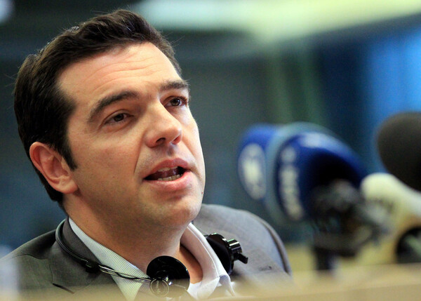 Τσίπρας: Θα επαναφέρουμε άμεσα τον κατώτατο μισθό στα 751 ευρώ
