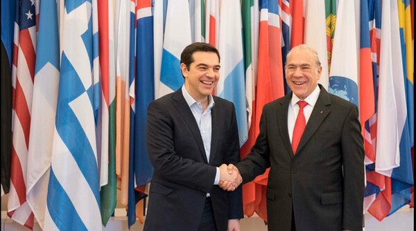 Τσίπρας-Γκουρία υπέγραψαν συμφωνία για το νέο πακέτο μεταρρυθμίσεων