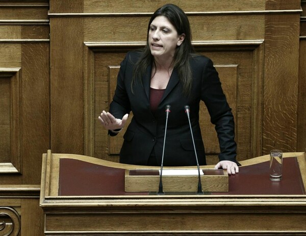 Aντάρσία από την Κωνσταντοπούλου - Δε δίνει τα χρήματα της Βουλής