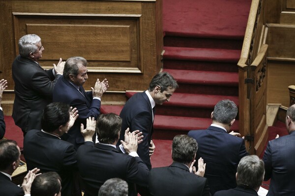 30 φωτογραφίες απ' την μάχη στη Βουλή για το Ασφαλιστικό