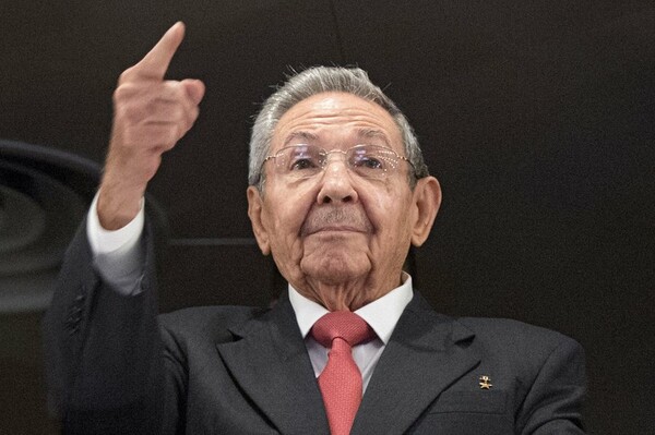 Κάθετος ο Ραούλ Κάστρο: Ούτε "θεραπεία σοκ", ούτε "ιδιωτικοποιήσεις" στην Κούβα