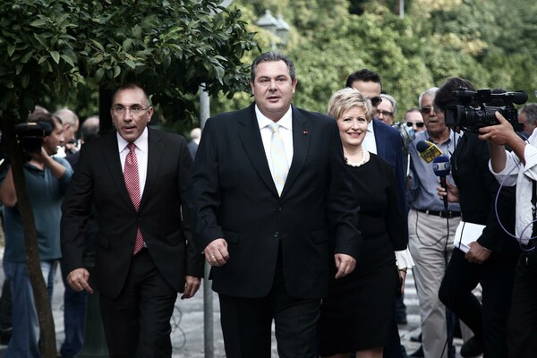 Ο Καμμένος μίλησε για εκλογές, το Μαξίμου τον "άδειασε" και σήμερα μιλούν για δημοψήφισμα