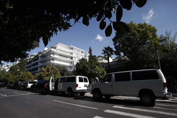 Τεθωρακισμένα και πράκτορες γέμισε η Αθήνα για τον Κέρι - Τι κουβέντιασε με τον Τσίπρα