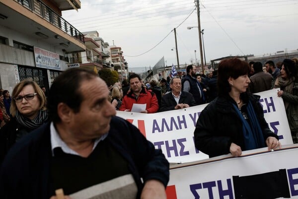 25 φωτογραφίες απ' τη διαμαρτυρία κατοίκων για το hotspot στα Διαβατά της Θεσσαλονίκης